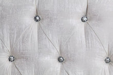 Load image into Gallery viewer, Nurmive Sofa