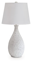 Load image into Gallery viewer, Wyattford - Metal Table Lamp - White / Black
