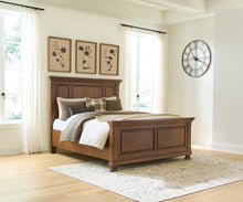 Load image into Gallery viewer, Zackaryn - Panel Bed

