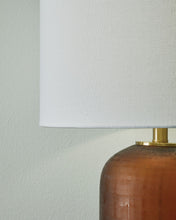 Load image into Gallery viewer, Farberman - Glass Table Lamp - Amber
