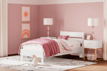 Load image into Gallery viewer, Socalle - Bedroom Set
