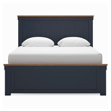 Load image into Gallery viewer, Landocken - Panel Bed
