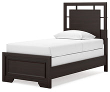 Load image into Gallery viewer, Covetown - Panel Bedroom Set
