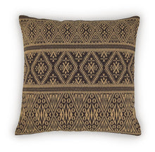 Load image into Gallery viewer, Davinwood - Pillow
