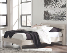Load image into Gallery viewer, Socalle - Panel Platform Bed
