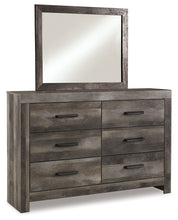 Load image into Gallery viewer, Wynnlow - Dresser
