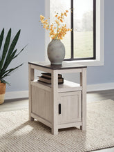 Load image into Gallery viewer, Fendenmore - Chair Side End Table
