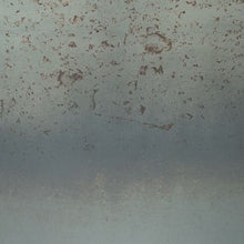 Load image into Gallery viewer, Pennmore - Vase
