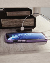 Load image into Gallery viewer, Fendenmore - Chair Side End Table
