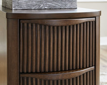 Load image into Gallery viewer, Camdill - Chair Side End Table
