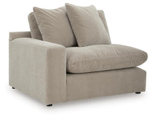 Load image into Gallery viewer, Maxton Heights - 8 Piece Sectional
