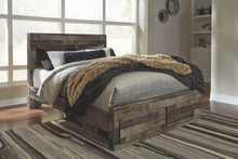 Load image into Gallery viewer, Derekson - Panel Bedroom Set
