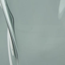Load image into Gallery viewer, Beamund - Vase - 9"
