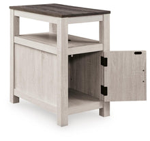 Load image into Gallery viewer, Fendenmore - Chair Side End Table
