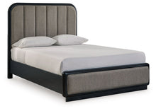Load image into Gallery viewer, Rowanbeck - Bedroom Set
