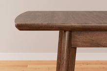 Load image into Gallery viewer, Lyncott - Butterfly Extension Table Set
