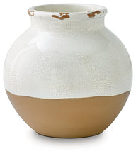 Load image into Gallery viewer, Vercott - Vase

