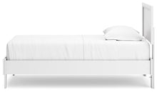 Load image into Gallery viewer, Hallityn - Panel Platform Bed
