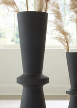 Load image into Gallery viewer, Collisten - Vase
