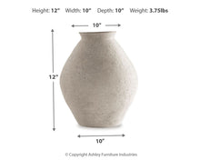 Load image into Gallery viewer, Hannela - Vase
