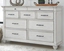Load image into Gallery viewer, Kanwyn - Upholstered Bedroom Set
