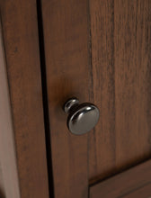 Load image into Gallery viewer, Treytown - Chair Side End Table
