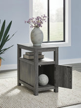 Load image into Gallery viewer, Fendenmore - Chair Side End Table
