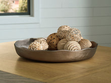 Load image into Gallery viewer, Wallmen - Tray - Champagne Gold Finish
