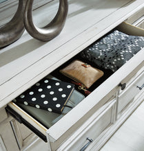 Load image into Gallery viewer, Kanwyn - Dresser
