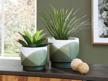 Load image into Gallery viewer, Ardenridge - Planter Set (Set of 2) - Green / White
