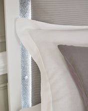 Load image into Gallery viewer, Maeling - King Upholstered Panel Bed - White
