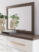 Load image into Gallery viewer, Kendanport - Bedroom Mirror - Brown
