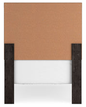 Load image into Gallery viewer, Belachime - Panel Bed
