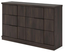 Load image into Gallery viewer, Shaehartin - Six Drawer Dresser
