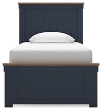 Load image into Gallery viewer, Landocken - Panel Bedroom Set
