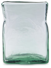 Load image into Gallery viewer, Taylow - Vase
