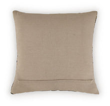 Load image into Gallery viewer, Davinwood - Pillow
