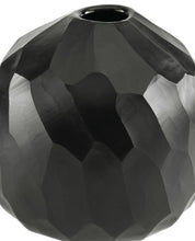 Load image into Gallery viewer, Ryanford - Vase
