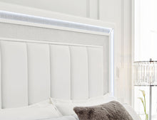 Load image into Gallery viewer, Chalanna - Upholstered Storage Bed
