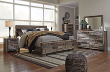 Load image into Gallery viewer, Derekson - Panel Bed
