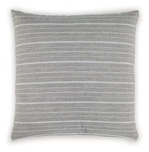 Load image into Gallery viewer, Vernthrone - Pillow
