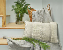 Load image into Gallery viewer, Standon - Pillow

