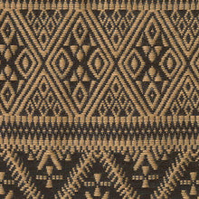 Load image into Gallery viewer, Davinwood - Pillow
