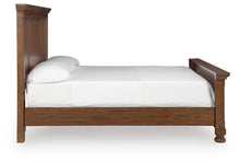 Load image into Gallery viewer, Zackaryn - King Panel Bed - Warm Brown
