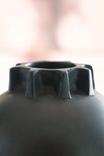 Load image into Gallery viewer, Kaslett - Vase - Antique Black

