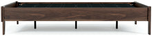 Load image into Gallery viewer, Calverson - Platform Bed
