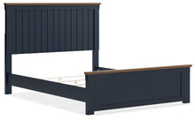 Load image into Gallery viewer, Landocken - Panel Bed
