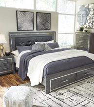 Load image into Gallery viewer, Lodanna - Panel Bed
