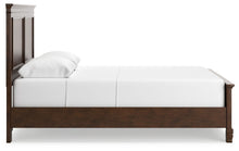 Load image into Gallery viewer, Danabrin - Panel Bed
