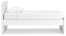 Load image into Gallery viewer, Onita - Panel Platform Bed
